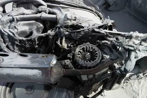 Va quẹt, xe máy cà mặt đường Võ Văn Kiệt bốc cháy