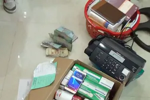 Phá đường dây thầu đề liên quận ở TP.HCM