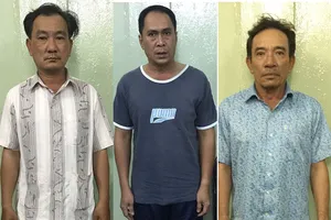 Nhóm cò giấy tờ lừa đảo lấy nhiều ô tô