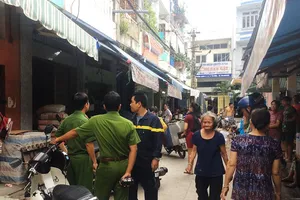 Cháy nhà gần chợ Võ Thành Trang, cụ bà 80 thoát nạn