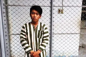 Kẻ giết nữ sinh nhét trong thùng xốp bị truy tố 2 tội