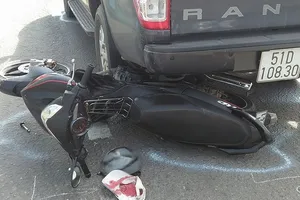 Lao xe Exciter vào hiện trường tai nạn 