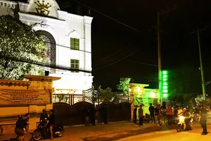 Bắt 1 bảo vệ trong vụ chém chết khách hát ở Hóc Môn