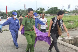 Thi thể cô gái trẻ trôi trên sông Sài Gòn