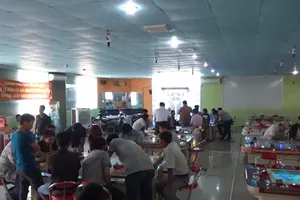 Bắt ổ cờ bạc trá hình câu lạc bộ bida ở Bình Tân