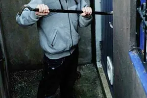 Chủ biệt thự ở quận 2 báo mất hàng trăm ngàn USD