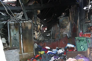 Thương tâm: 3 mẹ con tử vong trên gác gỗ căn nhà cháy