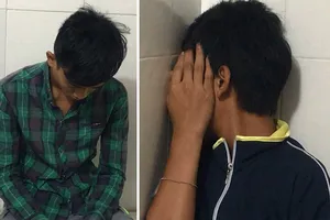 Băng trộm 12 người 'gặp gì cũng lấy' ở Thủ Đức