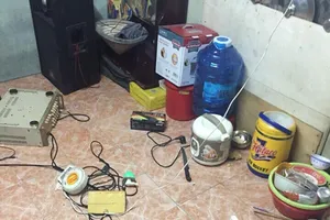 Chồng nhậu say, vũ phu bị vợ đâm tử vong