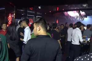 Kiểm tra nhiều quán bar tại trung tâm TP.HCM giáp Tết