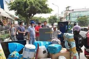 Dân Carina Plaza trình báo bị mất tài sản, thiếu bảo vệ