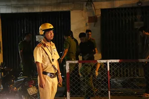 Phác họa 2 tên cướp đâm chết 'hiệp sĩ'