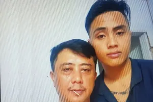 Bữa cơm cuối với cha của nam thanh niên bị trúng đạn 