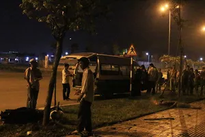 Thanh niên văng lên vỉa hè tử vong vì gờ giảm tốc