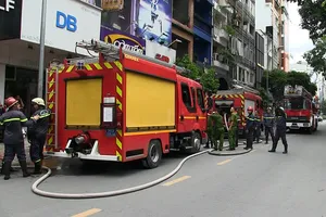 Cháy tiệm cơm tấm 4 tầng ở quận 1