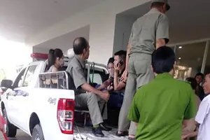 Quận 8: Hàng chục nam nữ chơi ma túy tập thể