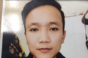 Gia đình tìm thanh niên mất tích sau tai nạn 