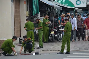 Bắt kẻ truy sát chém chết 2 thanh niên ở quán nhậu vì nhìn đểu