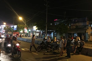 Xe máy đấu đầu, 1 người trọng thương ở quận 12