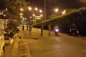 Hỗn chiến lúc rạng sáng ở cầu Nước Lên, 2 người bị chém