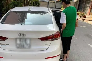 Người đàn ông Hồng Kông bị cướp giật túi 1 tỉ khi đi chúc Tết