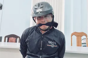 Kẻ giết bố mẹ ruột và bà nội bị bắt khi đi tìm chị gái