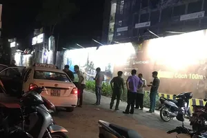 Vụ tài xế taxi bị cứa cổ: Khách yêu cầu chở đi đòi nợ