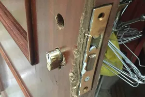 Một công ty dược ở quận 10 bị trộm cạy tủ lấy 1,3 tỉ đồng