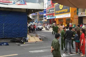  Điều tra vụ tài xế bỏ đi sau va chạm đôi nam nữ ở Tân Phú