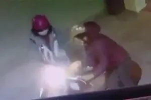 Tâm sự chỗ vắng ở quận 4, đôi tình nhân bị cướp lột sạch