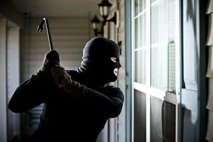 Nữ Việt kiều trình báo mất cả tỉ đồng trong khách sạn ở Gò Vấp