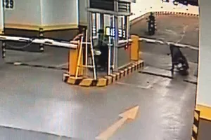 Trộm vào chung cư ở Phú Nhuận lấy xe