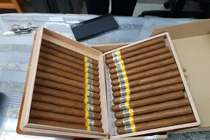 Đưa xì gà Cu Ba bằng máy bay bị hải quan bắt