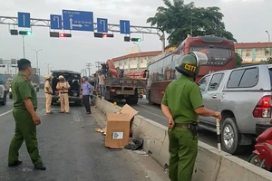 Truy tìm phương tiện nghi cán chết người đàn ông rồi bỏ chạy
