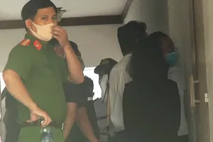 Xuất hiện đoạn camera, nhân chứng vụ ông Bùi Quang Tín rơi lầu