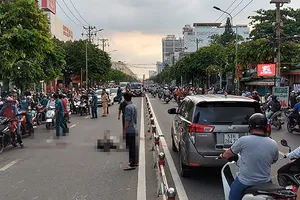 Thanh niên chạy xe tốc độ cao tự té ngã tử vong ở Gò Vấp