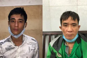 Hai nghi phạm Tâm (trái) và Minh tại công an. Ảnh: CACC