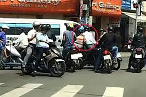 Điều tra vụ dàn cảnh đụng xe trộm hàng chục triệu ở Tân Phú