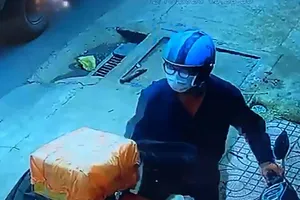 Bình Chánh: Vờ mua vàng rồi cướp giật, bỏ chạy