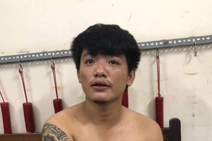 Khống chế thanh niên ‘ngáo đá’ một trung úy bị gãy tay