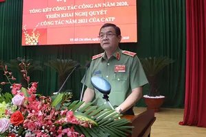 Giám đốc Công an TP.HCM nhận huân chương chiến công