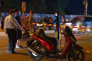 Thấy CSGT, tài xế lái xe bỏ chạy gây thương vong 2 cháu bé