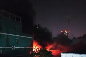  Cháy nhiều giờ ở xưởng nhựa quận 11