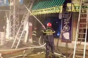 Quận 3: 2 cha con tử vong trong vụ cháy rạng sáng