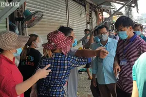 Quận Gò Vấp: Tiểu thương “to tiếng” khi bị dẹp chợ tự phát