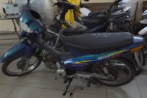 Băng cướp nhí đi cướp xe để lấy tiền dự sinh nhật bạn 