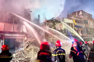 TP.HCM: Cháy 5 căn nhà trên đường Nguyễn Thượng Hiền