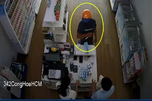 Công an Tân Bình phối hợp các chốt kiểm soát bắt kẻ cướp cửa hàng