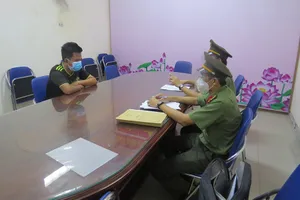 Đã nhận tiền hỗ trợ nhưng đăng lên Facebook là 'bắc thang lên hỏi ông trời' 