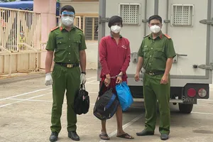 Công an xã ở Bình Chánh vây bắt người trốn truy nã 9 năm